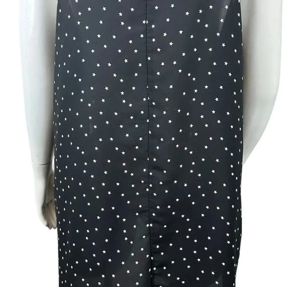 Torrid black top with star print size 0-large/12 - Picture 4 of 13